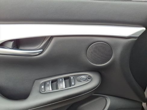 Used 2021 INFINITI QX50 Luxe image 18