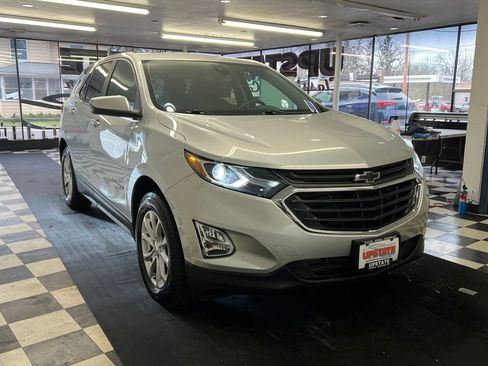 Used 2021 Chevrolet Equinox LT AWD/4WD image 1