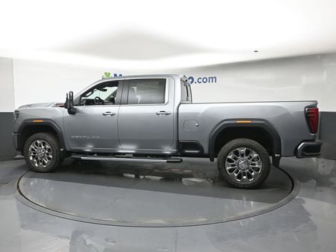 New 2026 GMC Sierra 2500 Denali w/ Denali Reserve Package AWD/4WD image 19