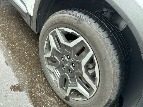 Used 2022 Hyundai Santa Fe Limited w/ Cargo Package image 10