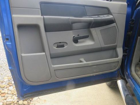 Used 2008 Dodge Ram 1500 Truck ST AWD/4WD image 9