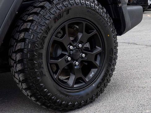 Used 2023 Jeep Wrangler Unlimited Sport AWD/4WD image 8