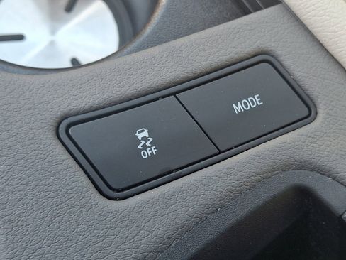 Certified 2023 Cadillac XT5 Premium Luxury AWD/4WD image 32