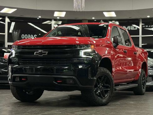 Used 2020 Chevrolet Silverado 1500 LT Trail Boss image 4