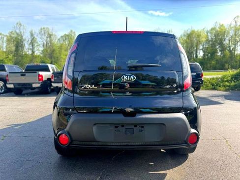 Used 2016 Kia Soul image 6
