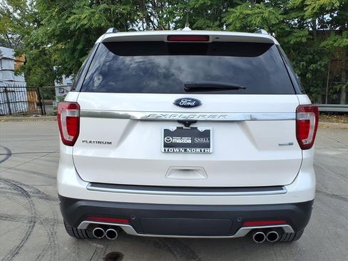 Used 2018 Ford Explorer Platinum image 4