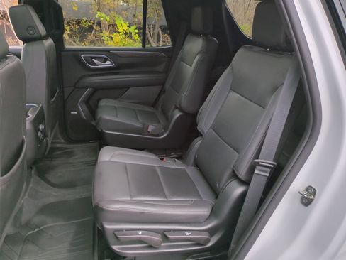 Used 2023 Chevrolet Tahoe Z71 w/ Luxury Package image 25