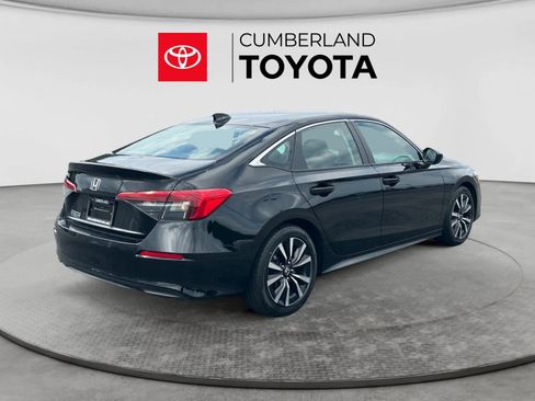 Used 2022 Honda Civic EX image 5