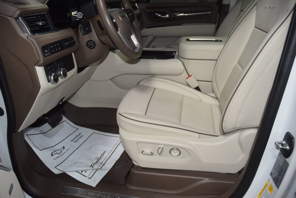 Used 2024 GMC Yukon Denali AWD/4WD image 42