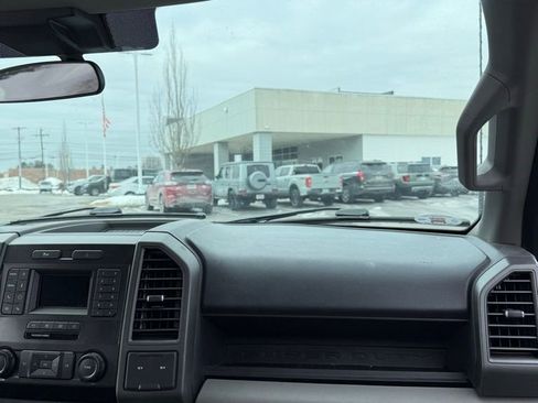 Used 2022 Ford F350 XL w/ Snow Plow Prep Package image 9