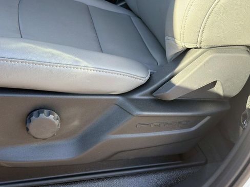 New 2026 Ford F250 XL w/ XL Chrome Package image 18