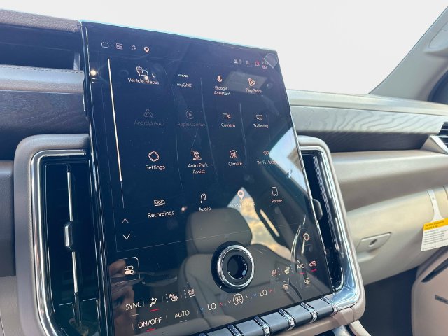 New 2026 GMC Yukon Denali w/ Advanced Technology Package AWD/4WD image 24