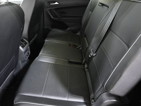 Used 2021 Volkswagen Tiguan SE AWD/4WD image 7