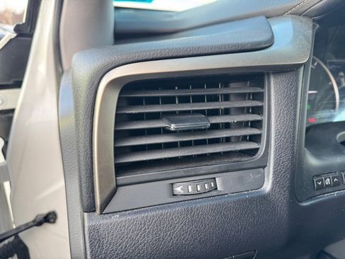 Used 2022 Lexus RX 450hL Luxury image 20