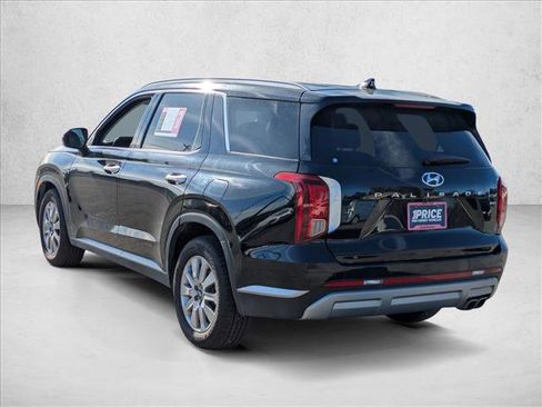 Used 2023 Hyundai Palisade SEL image 8