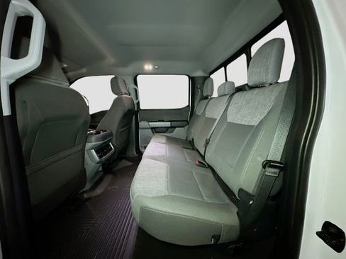 Certified 2024 Ford F250 XLT w/ FX4 Off-Road Package image 19