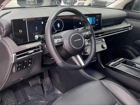 Certified 2025 Hyundai Tucson Limited AWD/4WD image 18