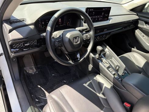 Used 2024 Honda Accord EX-L image 2