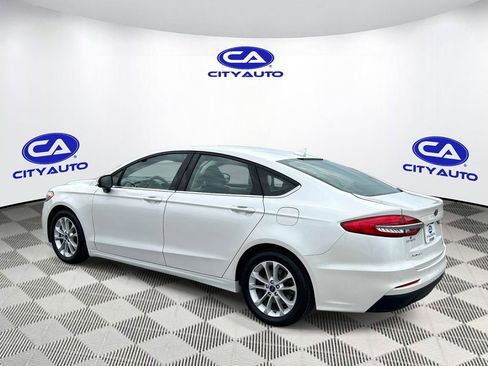 Used 2020 Ford Fusion SE FWD image 7