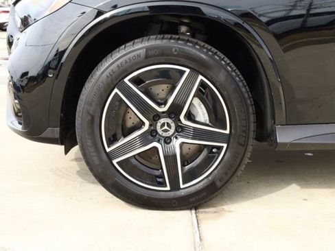 Certified 2026 Mercedes-Benz GLC 300 image 9