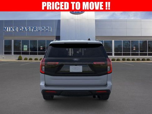 New 2025 Ford Expedition Tremor image 5