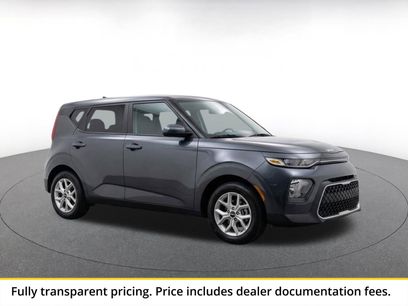 Used 2025 Kia Soul LX w/ LX Technology Package