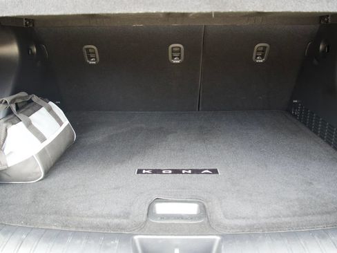 Used 2025 Hyundai Kona SEL FWD image 10