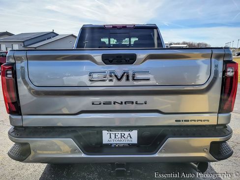 New 2026 GMC Sierra 2500 Denali Ultimate w/ LPO, Black Badging Package image 4