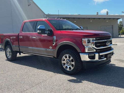 Used 2022 Ford F350 King Ranch w/ King Ranch Ultimate Package AWD/4WD image 2
