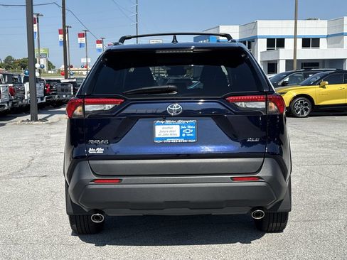Used 2025 Toyota RAV4 XLE Premium FWD image 27