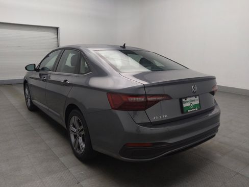 Used 2022 Volkswagen Jetta SE FWD image 5