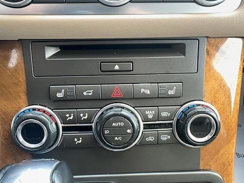 Used 2012 Land Rover Range Rover Sport HSE AWD/4WD image 10