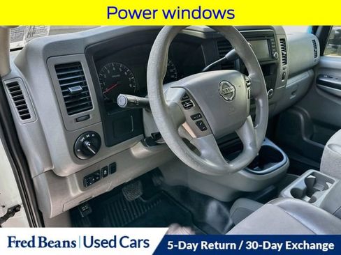 Used 2015 Nissan NV 2500 SV w/ Technology Package RWD image 12