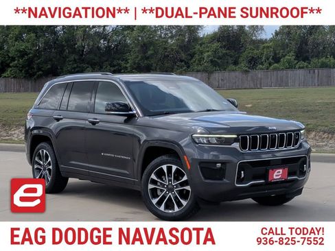 Used 2022 Jeep Grand Cherokee Overland w/ Adv Protech Group III AWD/4WD image 1