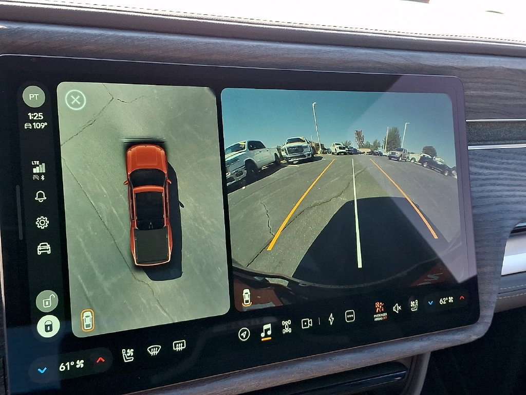 Used 2022 Rivian R1T Adventure AWD/4WD image 19