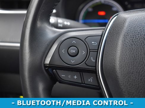 Used 2021 Toyota Venza Limited image 12