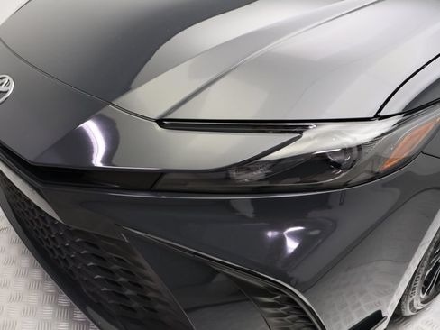 Certified 2025 Toyota Camry SE w/ Convenience Package FWD image 3