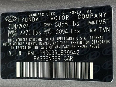Used 2024 Hyundai Elantra Limited FWD image 43