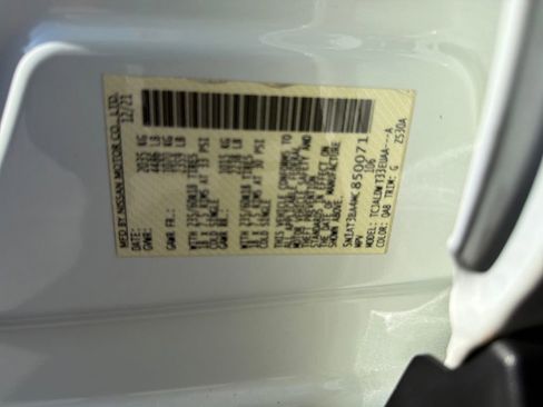 Used 2021 Nissan Rogue SV w/ Premium Package image 36