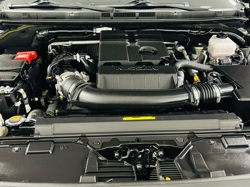 Used 2023 Nissan Frontier PRO-4X w/ Pro Convenience Package image 24