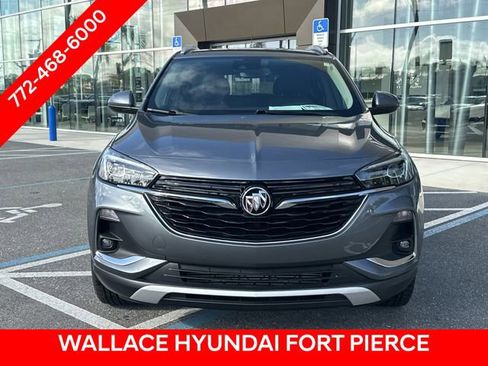 Used 2022 Buick Encore GX Essence FWD image 3