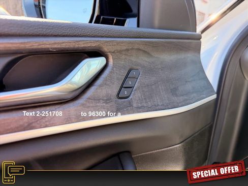 New 2025 Jeep Grand Cherokee Limited image 10