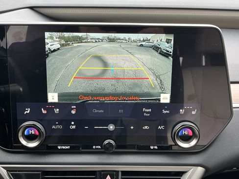 Used 2024 Lexus RX 350 Premium image 4