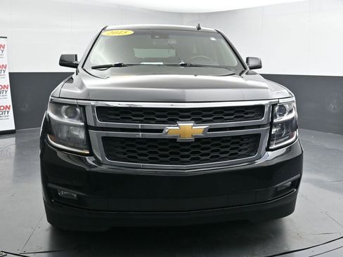 Used 2015 Chevrolet Suburban LT image 3