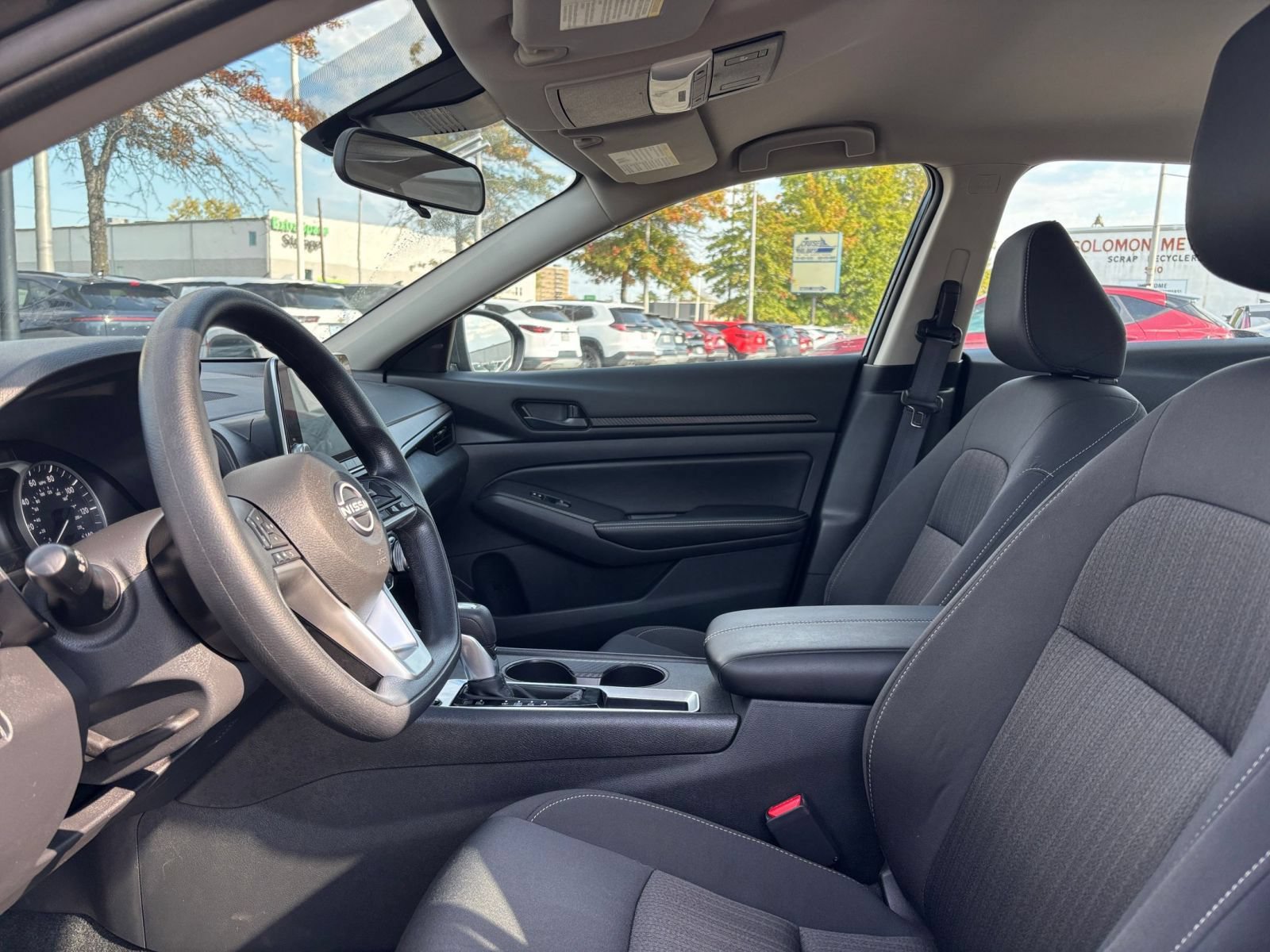 Used 2026 Nissan Altima 2.5 SV FWD image 24