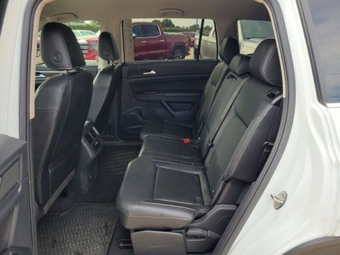 Used 2021 Volkswagen Atlas SE image 26