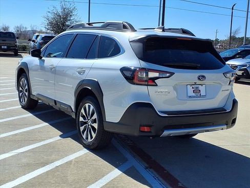 Certified 2025 Subaru Outback Limited image 2