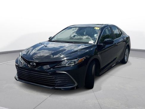 Certified 2023 Toyota Camry LE FWD image 2