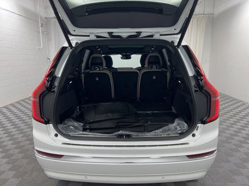New 2026 Volvo XC90 B6 Plus w/ Protection Package Premier image 6
