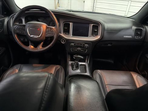 Used 2020 Dodge Charger SXT w/ Plus Group image 23